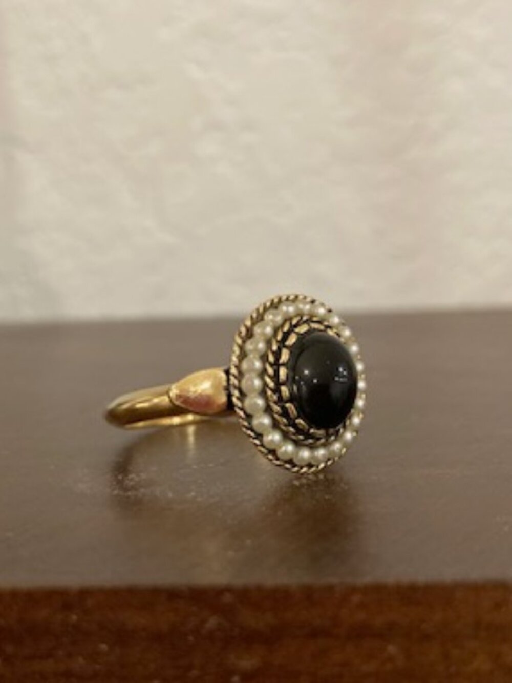 Vintage Avon Costume Ring